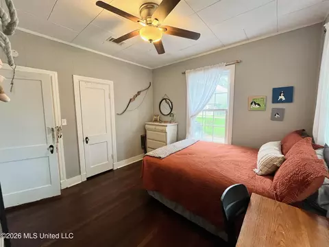 Bedroom - 512 E Franklin St, Carthage, MS 39051 photo 7 of 7