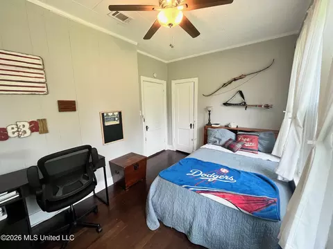 Bedroom - 512 E Franklin St, Carthage, MS 39051 photo 5 of 7