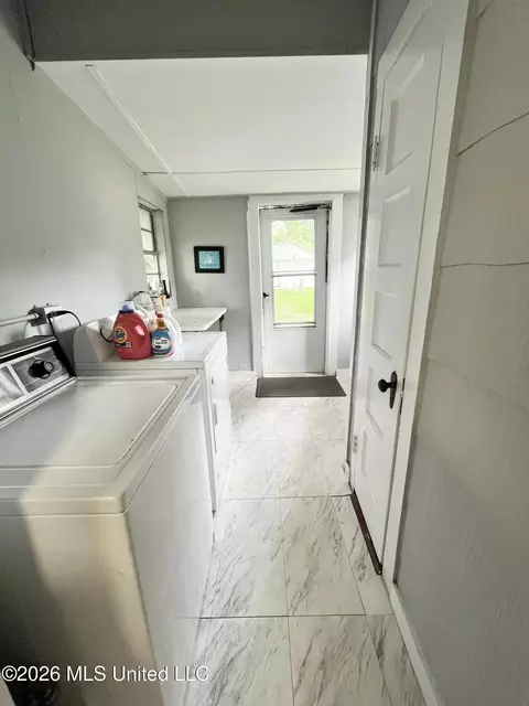 Other - 512 E Franklin St, Carthage, MS 39051 photo 3 of 7