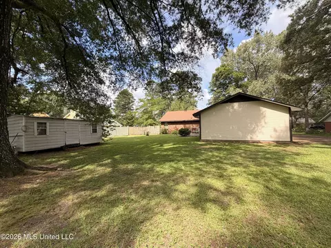 Exterior - 141 Plum Tree Rd, Brandon, MS 39047 photo 11 of 13