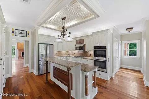 Kitchen - 38 Greystone Dr, Madison, MS 39110 photo 1 of 4