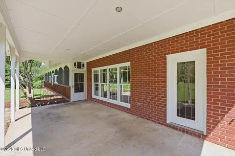 Exterior - 38 Greystone Dr, Madison, MS 39110 photo 11 of 18