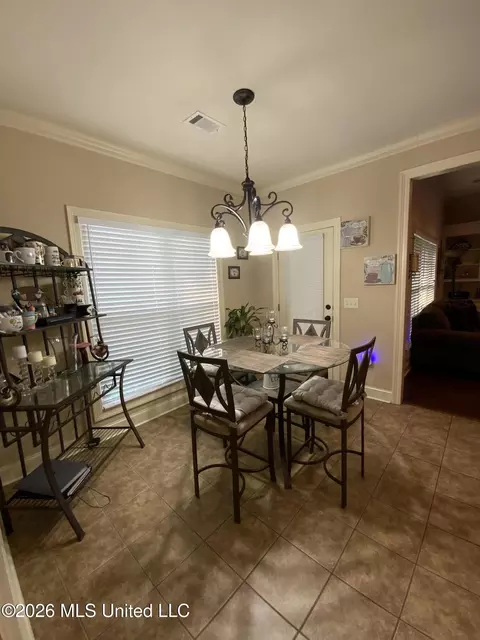 Dining - 785 Creston Dr, Byram, MS 39272 photo 2 of 2