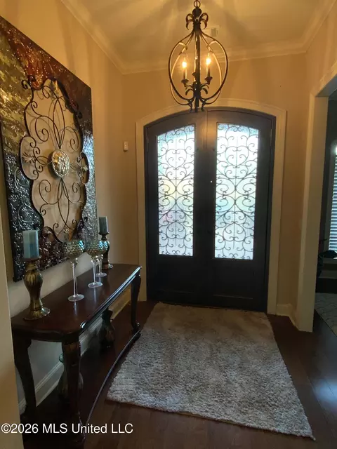 Entry Way - 785 Creston Dr, Byram, MS 39272 photo 2 of 3