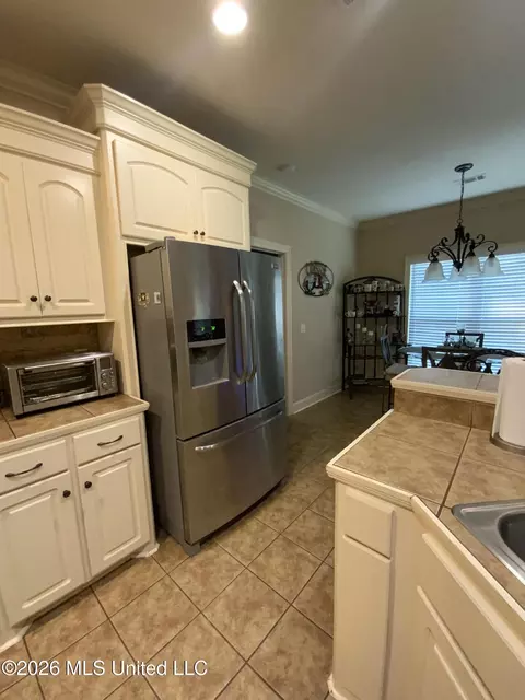 Kitchen - 785 Creston Dr, Byram, MS 39272 photo 1 of 5