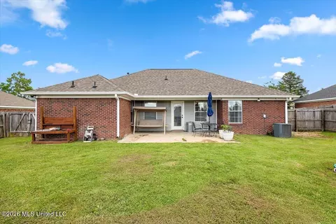 Exterior - 612 Shadowridge Dr, Brandon, MS 39047 photo 5 of 6