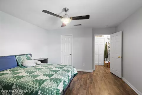 Bedroom - 612 Shadowridge Dr, Brandon, MS 39047 photo 2 of 3