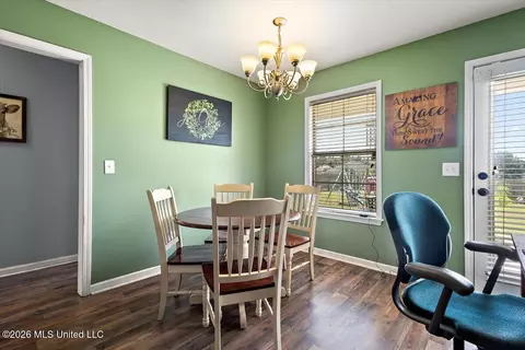 Dining - 612 Shadowridge Dr, Brandon, MS 39047 photo 1 of 2