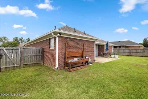 Exterior - 612 Shadowridge Dr, Brandon, MS 39047 photo 4 of 6