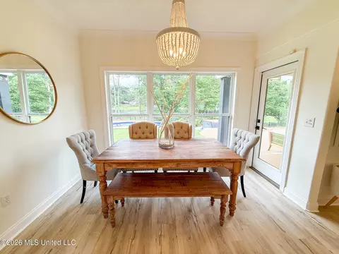 Dining - 114 Redbud Dr, Brandon, MS 39047 photo 3 of 3