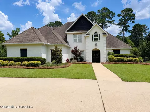 114 Redbud Dr, Brandon, MS 39047