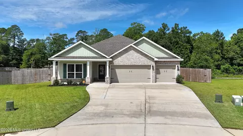 6028 Seagull Dr, Long Beach, MS 39560