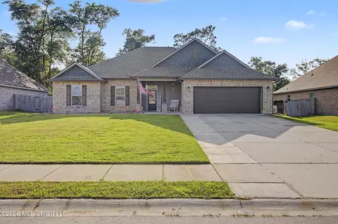 3039 Sea Oats Dr, Long Beach, MS 39560