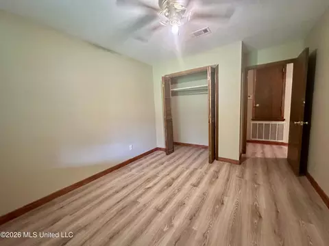 Bedroom - 108 Broadmoor Dr, Natchez, MS 39120 photo 3 of 3