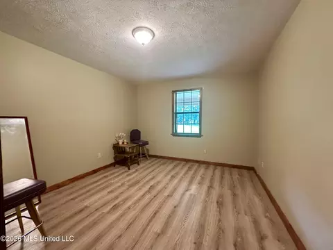 Bedroom - 108 Broadmoor Dr, Natchez, MS 39120 photo 1 of 3