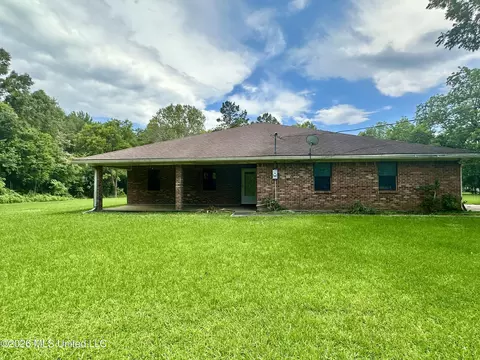 108 Broadmoor Dr, Natchez, MS 39120