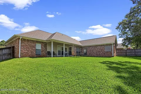 Exterior - 129 Warrior Ln, Clinton, MS 39056 photo 3 of 4