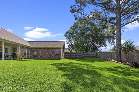 Exterior - 129 Warrior Ln, Clinton, MS 39056 photo 2 of 4