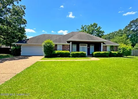 305 Alder Cv, Pearl, MS 39208
