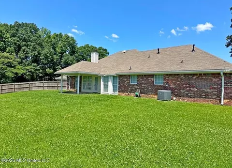 Exterior - 305 Alder Cv, Pearl, MS 39208 photo 3 of 4