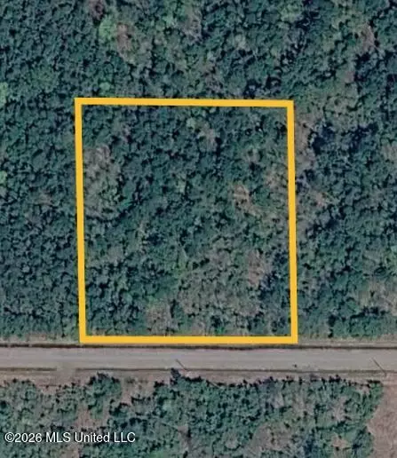 39 Th St, Bay Saint Louis, MS 39520