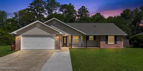 14177 Saddie St, D'iberville, MS 39540