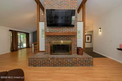 Living - 5420 Diamondhead Dr, Diamondhead, MS 39525 photo 1 of 3