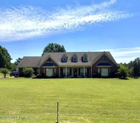 4430 Summers Pl Dr, Olive Branch, MS 38654