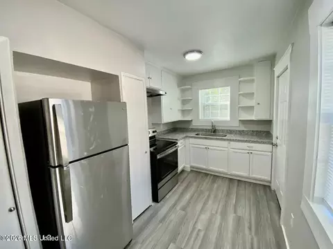 227 Broadmoor Dr, Jackson, MS 39206 photo 8
