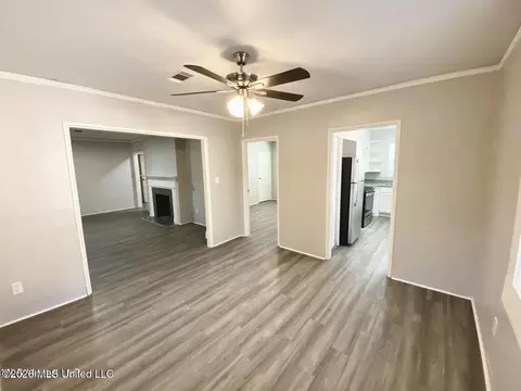 227 Broadmoor Dr, Jackson, MS 39206 photo 7