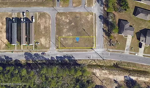 12133 Prudie Cir, Gulfport, MS 39503