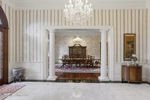 Dining - 147 Chantilly Dr, Madison, MS 39110 photo 1 of 5