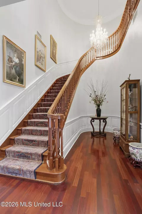 Entry Way - 147 Chantilly Dr, Madison, MS 39110 photo 3 of 5