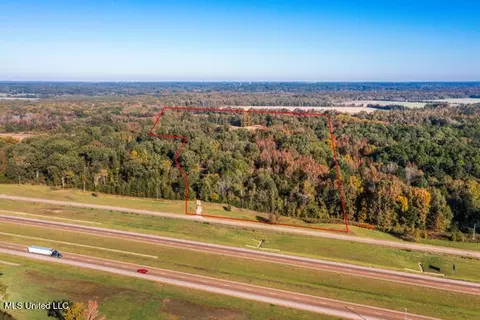 11880 Fairview Rd, Olive Branch, MS 38654