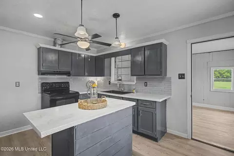 Kitchen - 5018 Frederick St, Moss Point, MS 39563 photo 2 of 2