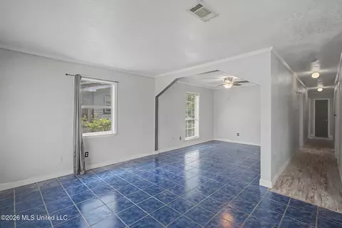 Living - 5018 Frederick St, Moss Point, MS 39563 photo 3 of 6