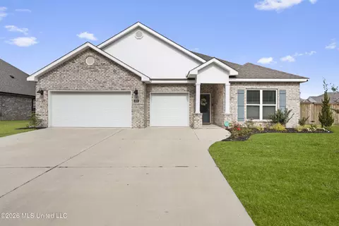 4938 Fern Dr, D'iberville, MS 39540