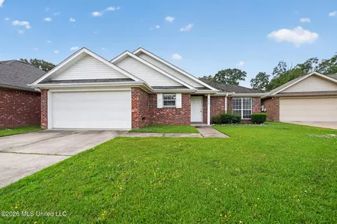 215 David St, Pearl, MS 39208