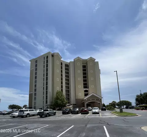 1200 Beach Dr #301, Gulfport, MS 39507
