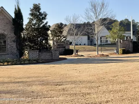 107 Elizabeth Dr, Clinton, MS 39056 photo 2