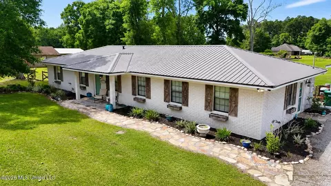 14704 Pine Ridge Rd, Vancleave, MS 39565