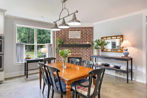 Dining - 479 Hope Rd, Coldwater, MS 38618 photo 2 of 2