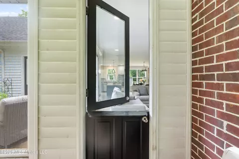 Entry Way - 479 Hope Rd, Coldwater, MS 38618 photo 7 of 8