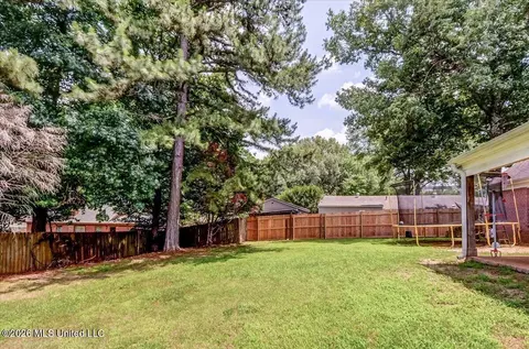 Exterior - 1246 Pontotoc St, Hernando, MS 38632 photo 7 of 8