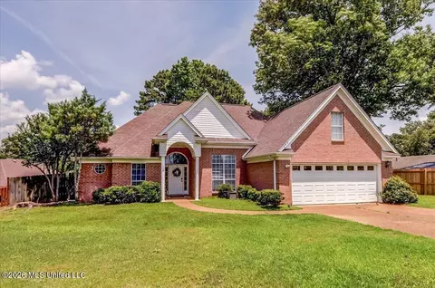 1246 Pontotoc St, Hernando, MS 38632