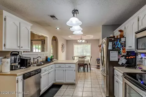 Other - 1246 Pontotoc St, Hernando, MS 38632 photo 6 of 17