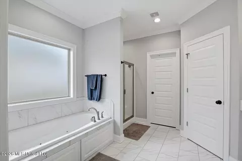 Entry Way - 124 Autumn Dr, Madison, MS 39110 photo 4 of 5