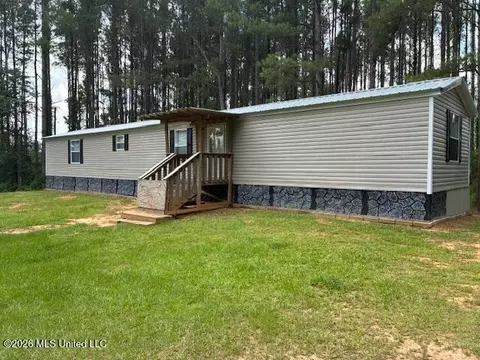 143 SE New River Rd, Tylertown, MS 39667