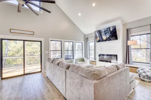 Living - 4441 Audubon Trl, Biloxi, MS 39532 photo 3 of 3