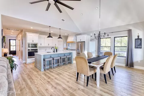 Dining - 4441 Audubon Trl, Biloxi, MS 39532 photo 1 of 1